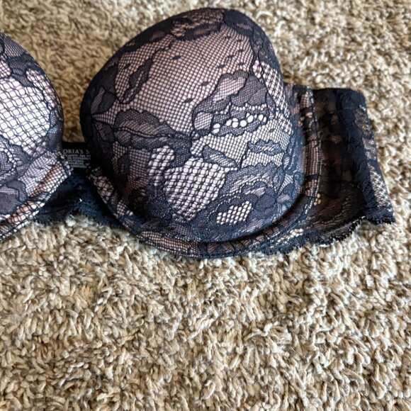 Victoria's Secret Biofit Multiway lacy strapless bra - Picture 2 of 4